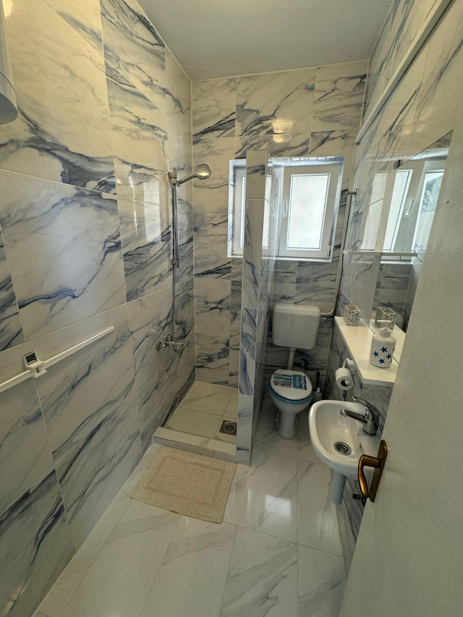 Marina Apartmani Tisno Murter Dış mekan fotoğraf